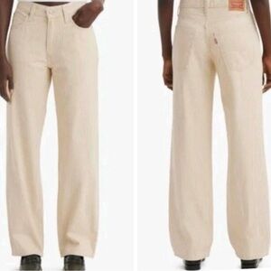 Levi's Cream Flare & Wide Leg Jeans